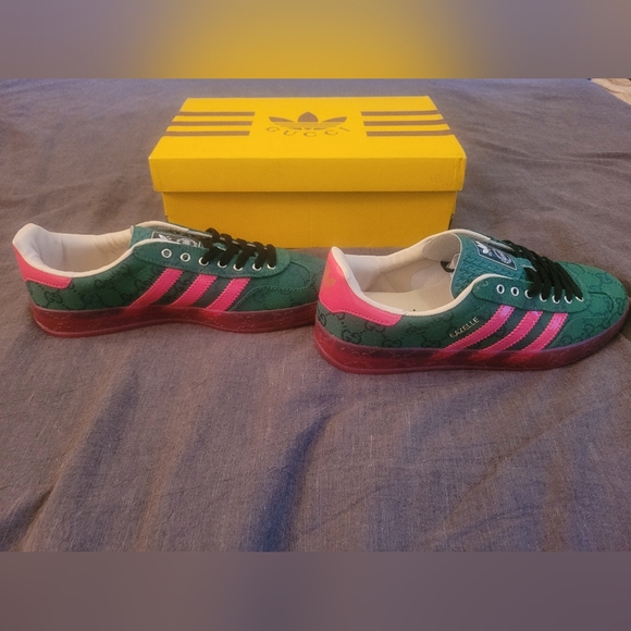 NEW Gucci x Adidas Green Women’s Sneakers. - Picture 3 of 6